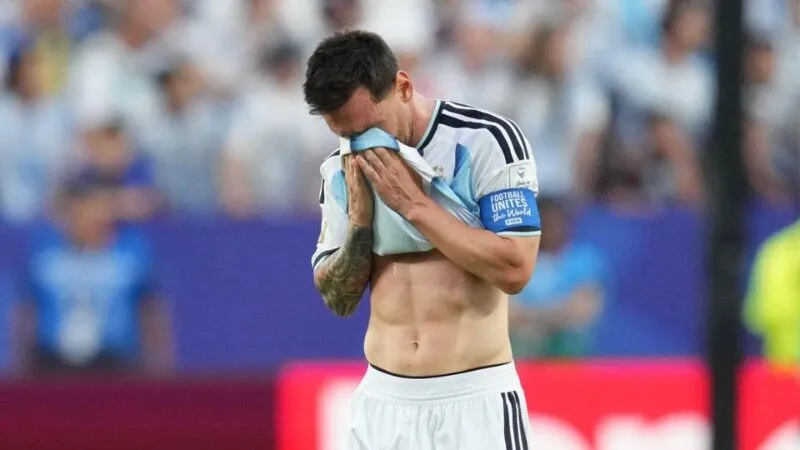 Tiết lộ gây xúc động từ Lionel Messi