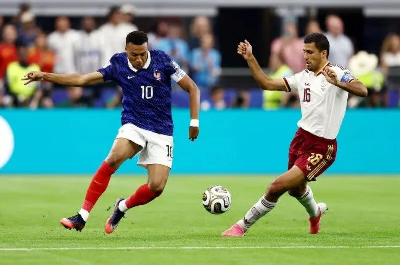 Bản lĩnh của La Roja được thể hiện suốt 90 phút